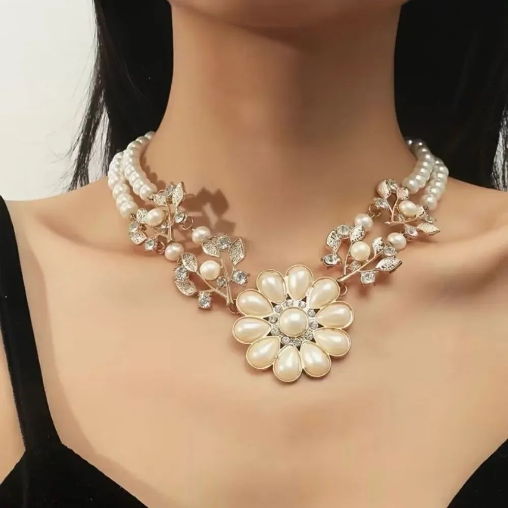 🌸NEW Elegant Pearl, Crystal and Gold Floral Bib Statement Necklace 🌸 - Picture 3 of 6